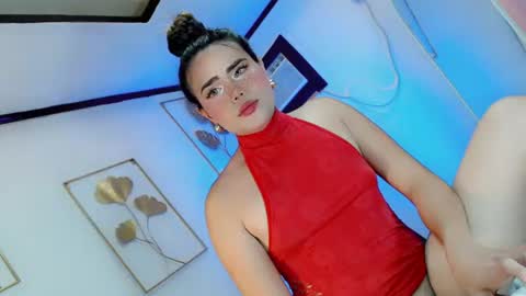 Snapshot of hotesttransintown chatting on 07.01.26 JANNA online show from 07.01.26