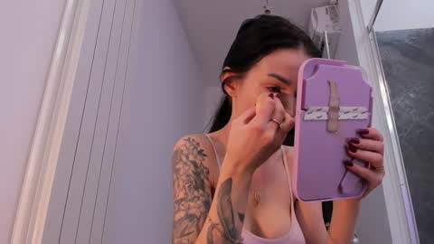 Snapshot of hotfallingdevil chatting on 02.13.26 hotfallingdevil online show from 02.13.26