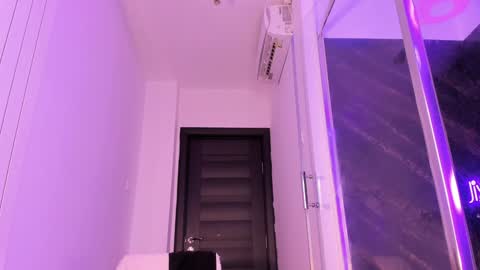 hotfallingdevil online show from 03.11.26