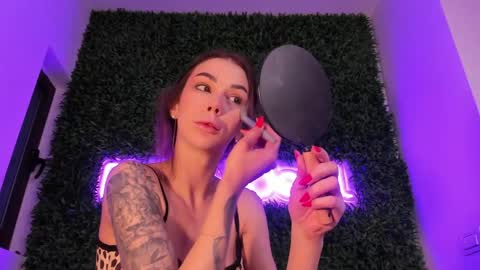 hotfallingdevil online show from 03.31.26