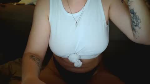 Snapshot of hotgirlbigbutt chatting on 10.14.25 hotgirlbigbutt online show from 10.14.25