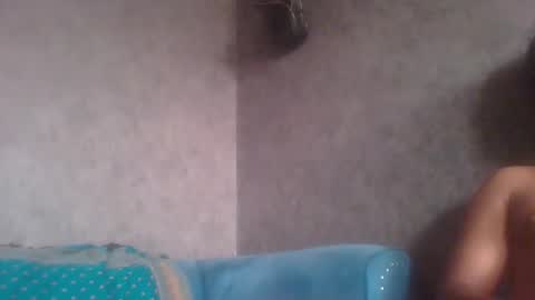 Snapshot of hotguyy001 chatting on 02.15.25 hotguyy001 online show from 02.15.25