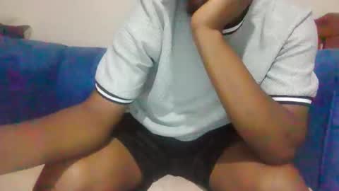 Snapshot of hotguyy001 chatting on 09.20.25 hotguyy001 online show from 09.20.25