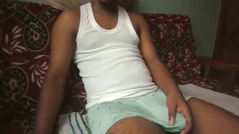 hotguyy001 online show from 02.08.26