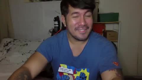 Snapshot of hothunkybear23 chatting on 12.11.24 Khel online show from 12.11.24