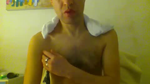 hottitan  twitter Marianoshcam online show from 10.19.25