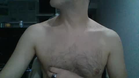 Snapshot of hotitan chatting on 07.04.26 hottitan twitter Marianoshcam online show from 07.04.26