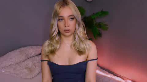 Snapshot of hotjessxx chatting on 05.06.26 Maria online show from 05.06.26