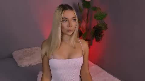 Snapshot of hotjessxx chatting on 08.02.26 Maria online show from 08.02.26