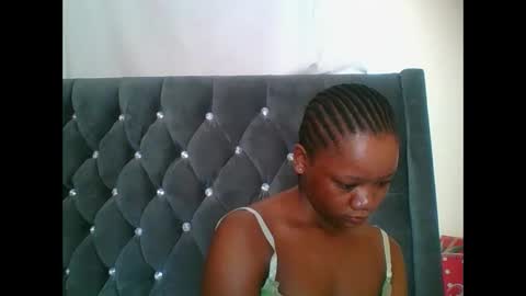 LOYCE online show from 12.23.25