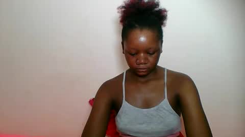 Snapshot of hotjeylee chatting on 05.03.26 LOYCE online show from 05.03.26