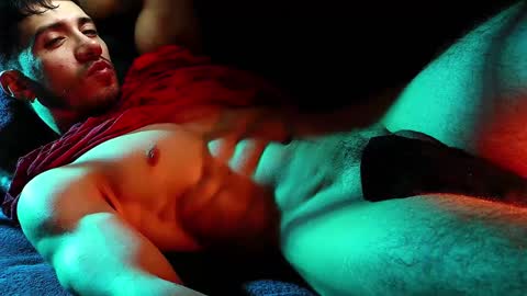 Hotlatinking online show from 01.13.25