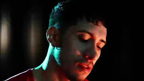 Hotlatinking online show from 09.12.25