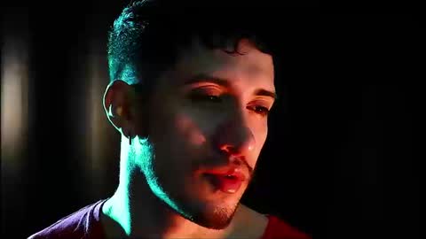 Hotlatinking online show from 09.19.25