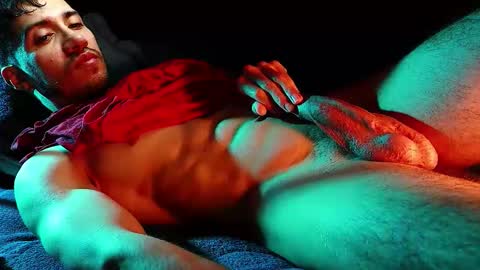 Hotlatinking online show from 03.24.26