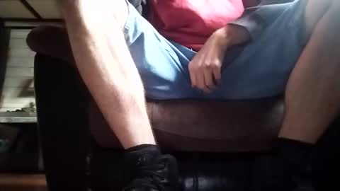 Snapshot of hotloads1992 chatting on 02.14.26 hotloads1992 online show from 02.14.26