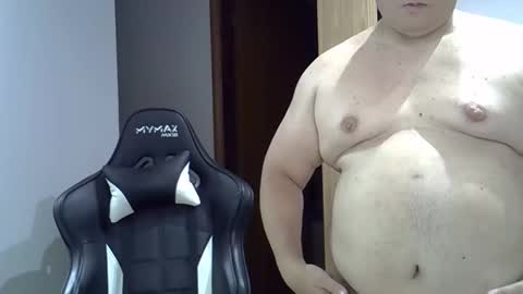 Snapshot of hotmaleintelligent chatting on 12.16.25 GorgeousBrunet online show from 12.16.25