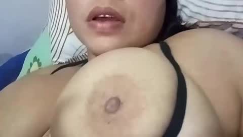 Snapshot of hotmaturelatin chatting on 02.11.25 JADE online show from 02.11.25