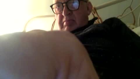 Snapshot of hotmuff99 chatting on 01.12.25 hotmuff99 online show from 01.12.25