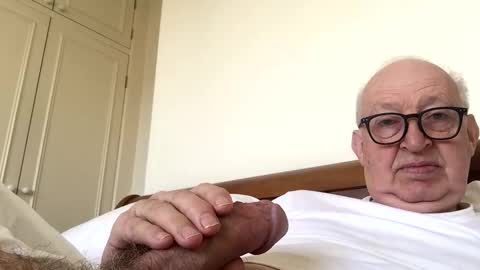 Snapshot of hotmuff99 chatting on 02.22.25 hotmuff99 online show from 02.22.25