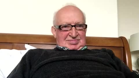 Snapshot of hotmuff99 chatting on 10.14.25 hotmuff99 online show from 10.14.25