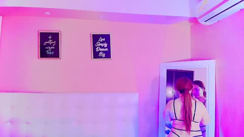 Sussy Bloom  online show from 01.30.25