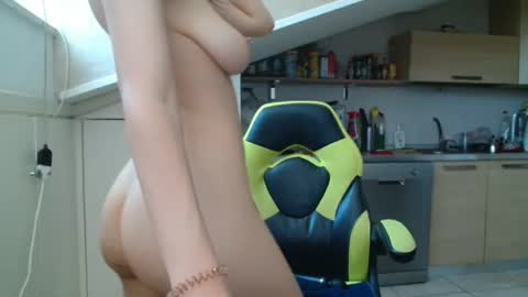 hotsexcouple90 online show from 06.01.26