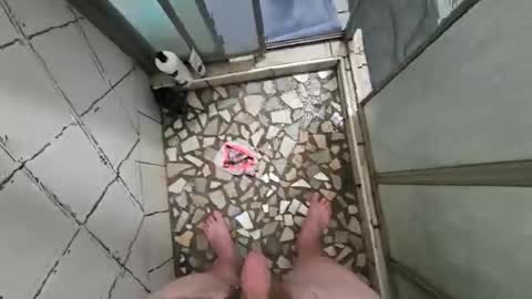 Snapshot of hotshotbadboy chatting on 10.28.25 Hotshot online show from 10.28.25