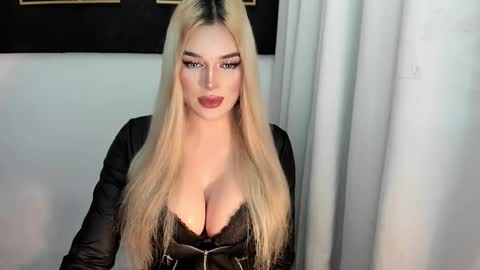 STELLA online show from 12.01.25