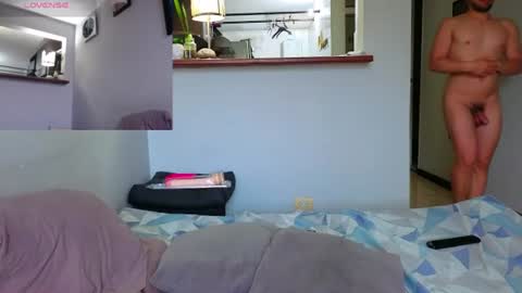 Snapshot of hotstud_999 chatting on 06.22.26 Andres online show from 06.22.26
