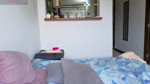 Snapshot of hotstud_999 chatting on 06.25.26 Andres online show from 06.25.26