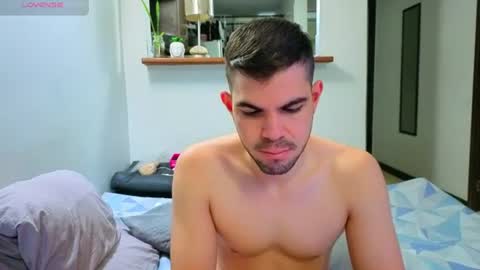 Snapshot of hotstud_999 chatting on 08.05.26 Andres online show from 08.05.26