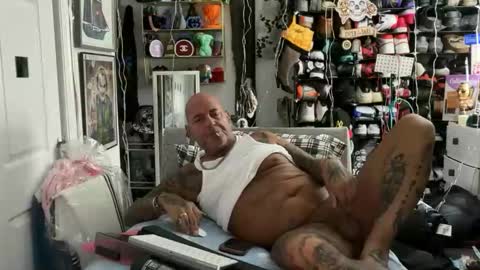 hotstuff775616 online show from 03.05.26