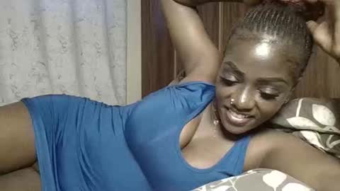 Amalia online show from 11.21.25