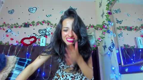 Snapshot of hottcandy21 chatting on 02.25.25 HottCandy21 online show from 02.25.25