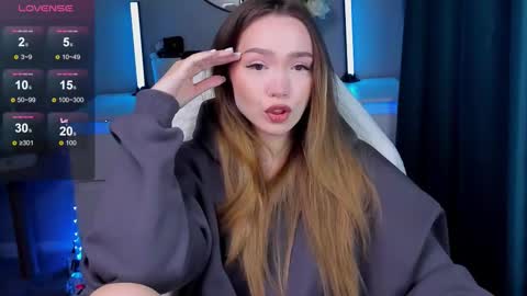 Snapshot of hottease_pvt chatting on 10.04.25 hello Im Eva online show from 10.04.25