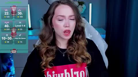 hello Im Eva online show from 12.22.25