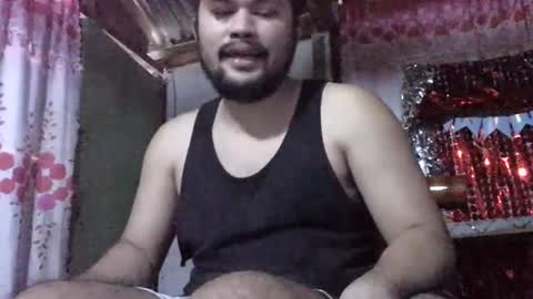 HottestPinoy32 online show from 12.04.24