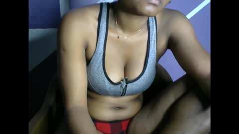 hottie baddie14 online show from 09.13.25