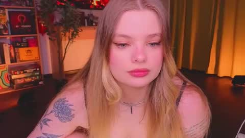 Snapshot of hottie_jane chatting on 02.08.26 Jane online show from 02.08.26