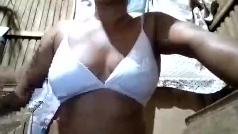 Lyn online show from 11.11.25