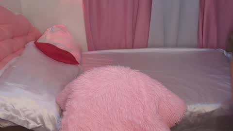 Snapshot of hottie_rhaffa chatting on 05.28.26 Terra online show from 05.28.26