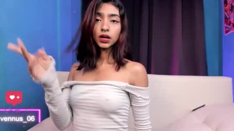 Veronica independent model online show from 02.03.26