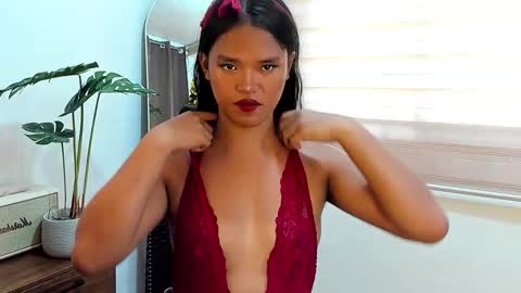 Snapshot of hottieelijah760282 chatting on 12.02.25 Maxine online show from 12.02.25