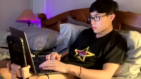 hottiewithabody101 online show from 03.26.26