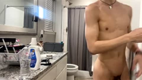 Snapshot of hottiewithabody101 chatting on 06.12.26 hottiewithabody101 online show from 06.12.26