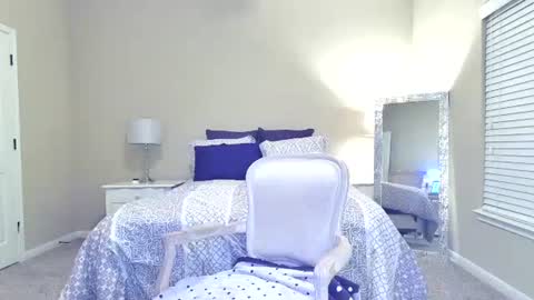 Maggie online show from 11.08.25