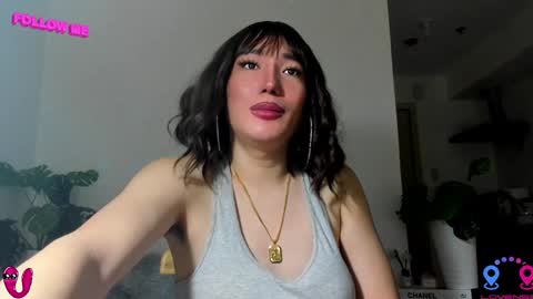 Snapshot of hottycrishinaxx chatting on 02.03.25 crishinahotty online show from 02.03.25