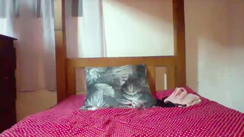 Snapshot of hottyfgirl chatting on 02.21.25 HottyFGirl online show from 02.21.25