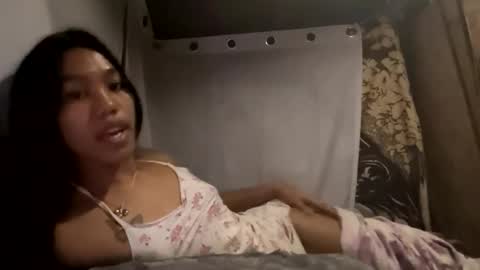 Pretty Maxine online show from 03.24.26